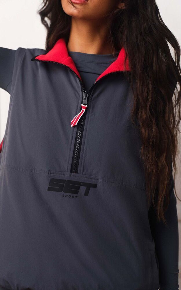 Microfleece/Nylon Duet Uniform Reversible Vest - Triomphe/Rouge